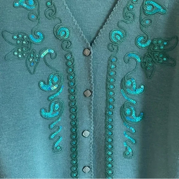 Green Cardigan Sweater V-Neck Long Sleeve Buttons Sequin Embroidered Size Medium - Picture 2 of 7